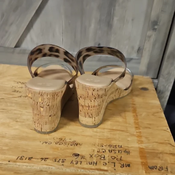 Tan and Brown Leopard Print Sandals with Platform Sole - Picture 7 of 8